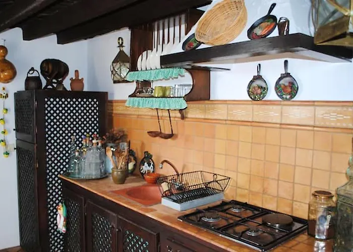 Cosy House In With Mountain View 度假居