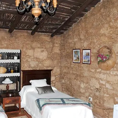 Cosy House In With Mountain View Feriehus *