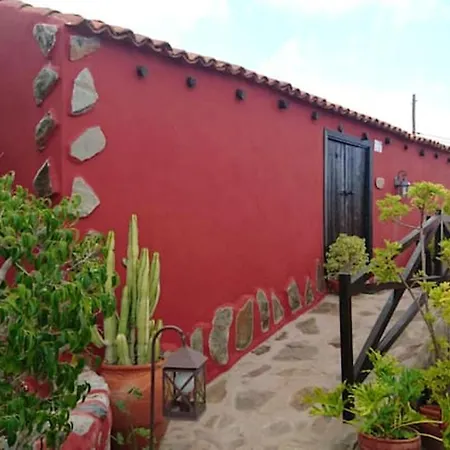 Feriehus Cosy House In With Mountain View