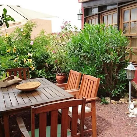 Cosy House In With Mountain View La Sabinita